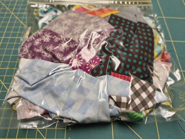 Scrapzakje met Moderne quiltstoffen